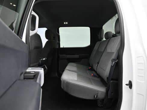 Used 2022 Ford F150 XLT RWD image 11