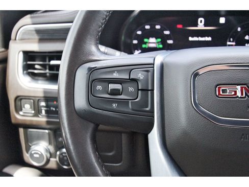 Used 2023 GMC Yukon XL SLT RWD image 23