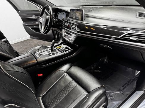 Used 2016 BMW 750i image 55
