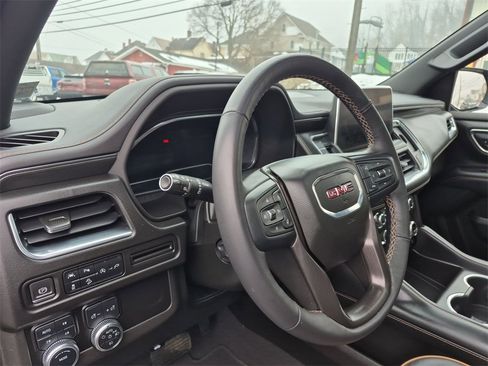 Used 2022 GMC Yukon AT4 image 21