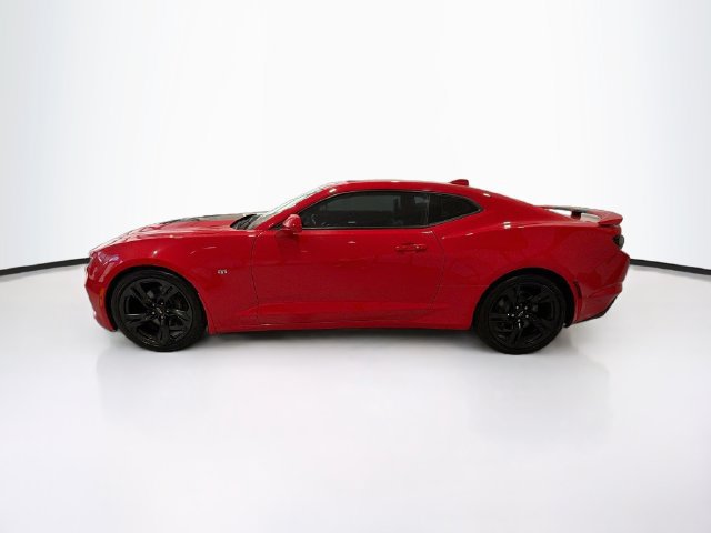 Used 2021 Chevrolet Camaro SS RWD image 4