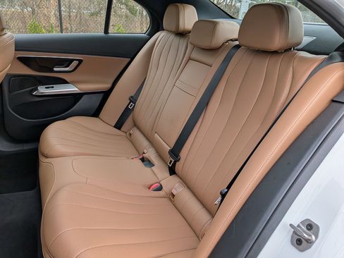 Certified 2025 Mercedes-Benz E 350 4MATIC Sedan image 31