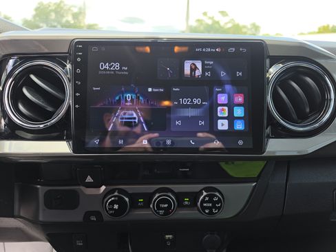 Used 2016 Toyota Tacoma SR5 RWD image 27