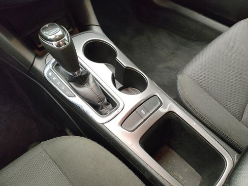 Used 2018 Chevrolet Cruze LT FWD image 26