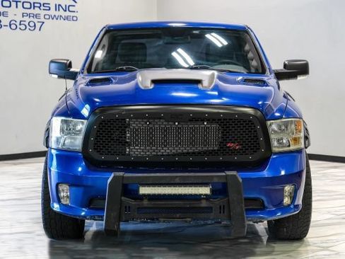 Used 2015 RAM 1500 Express AWD/4WD image 9