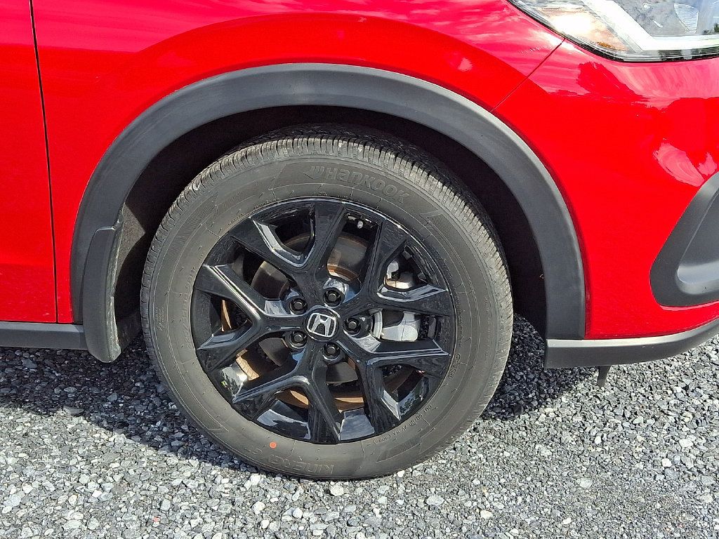 Used 2024 Honda HR-V Sport image 11