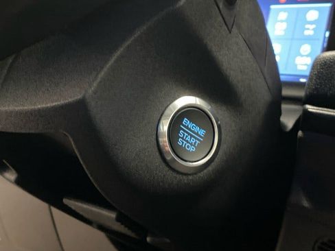 New 2026 Ford Transit 250 MR 148 WB AWD w/ Exterior Upgrade Package image 21