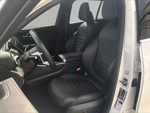 Certified 2025 Mercedes-Benz GLC 350e 4MATIC image 8