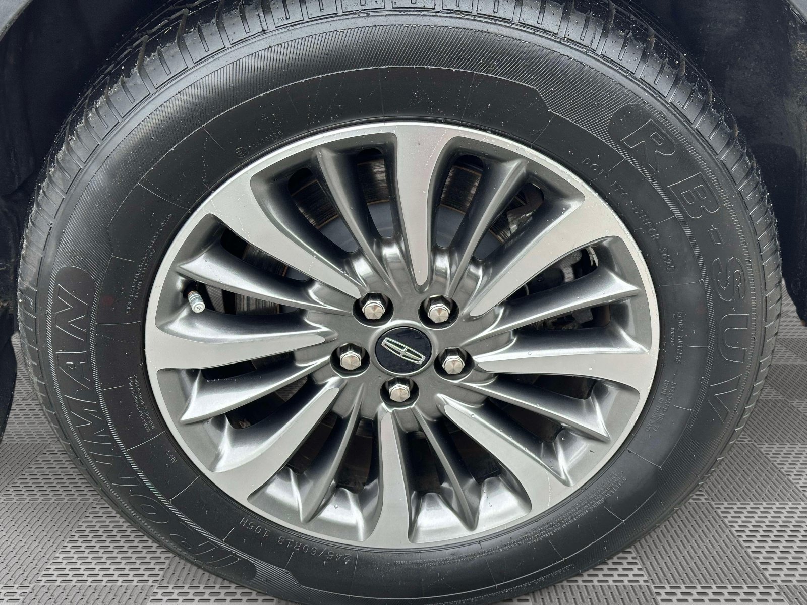 Used 2021 Lincoln Nautilus Reserve AWD/4WD image 34