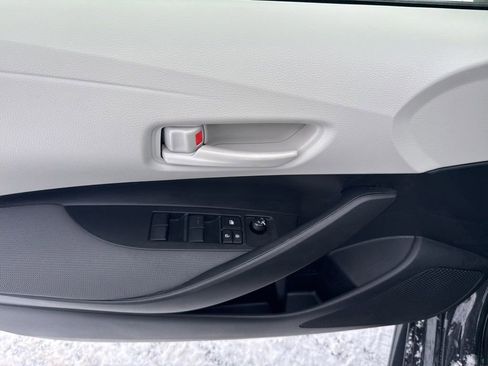 Used 2023 Toyota Corolla LE image 17