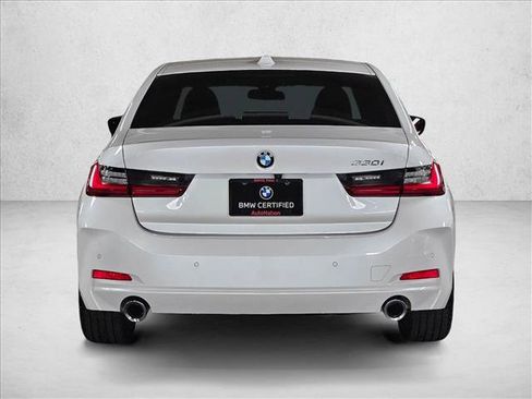 Certified 2025 BMW 330i Sedan w/ Convenience Package image 7