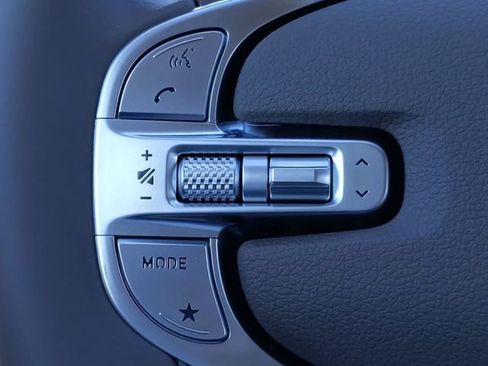 Used 2021 Genesis GV80 2.5T w/ Advanced Package 02 image 25