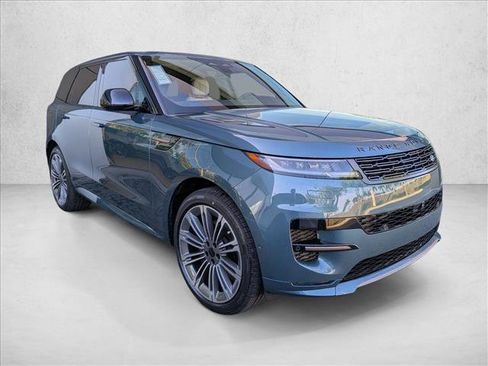 New 2026 Land Rover Range Rover Sport Dynamic SE AWD/4WD image 6