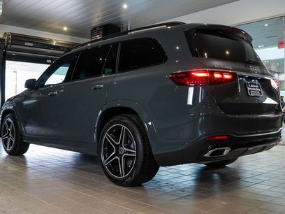New 2026 Mercedes-Benz GLS 450 4MATIC