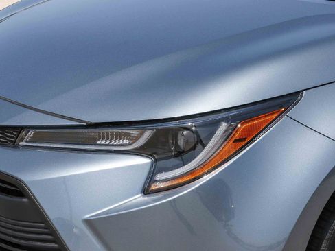 Used 2026 Toyota Corolla LE FWD image 10