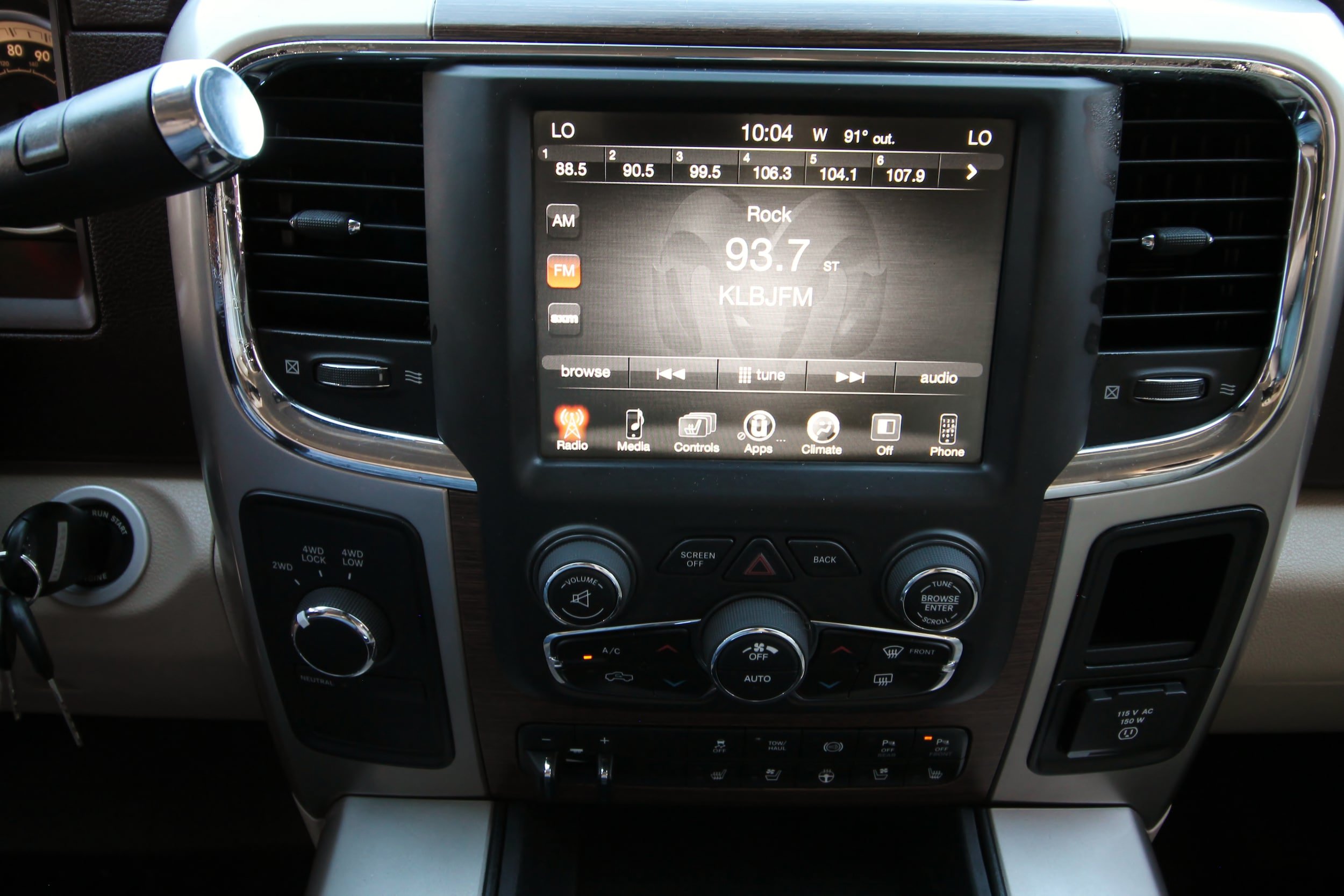 Used 2017 RAM 2500 Laramie w/ Protection Group AWD/4WD image 28