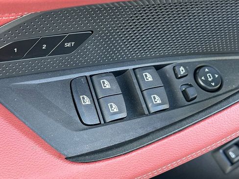 Used 2025 BMW i4 eDrive40 w/ M Sport Package image 11