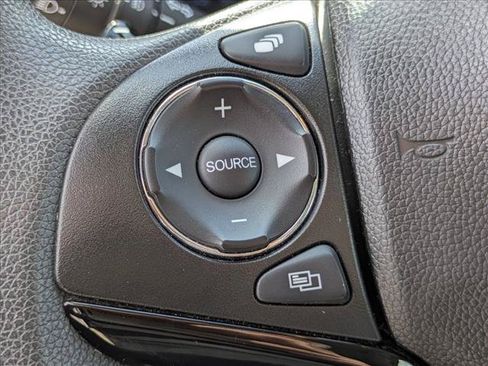 Used 2019 Honda HR-V EX image 12