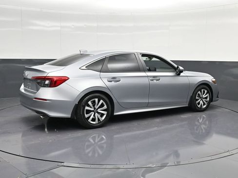 Used 2023 Honda Civic LX image 3