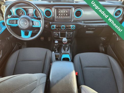 Used 2023 Jeep Wrangler Unlimited Sport image 28