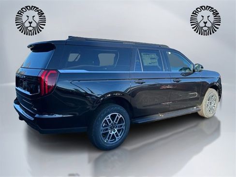 New 2026 Ford Expedition Max Active image 5