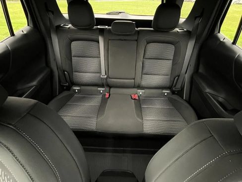 Used 2026 Chevrolet Equinox LT AWD/4WD image 30