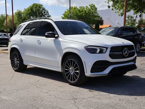 Used 2023 Mercedes-Benz GLE 450 4MATIC image 2