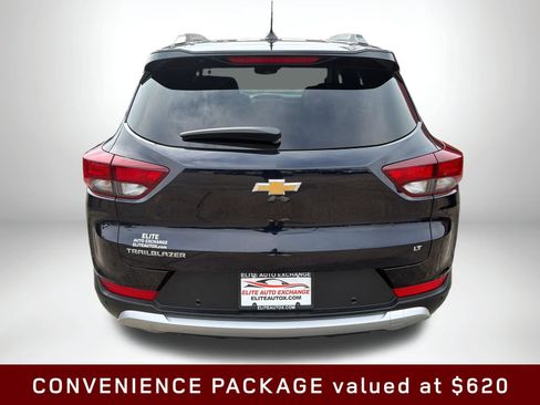 Used 2021 Chevrolet TrailBlazer LT w/ Premium Seating Package FWD image 5