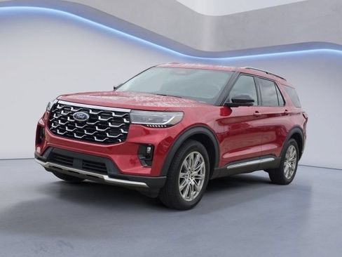Used 2025 Ford Explorer Platinum AWD/4WD image 6