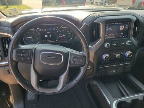 Used 2022 GMC Sierra 2500 Denali image 13