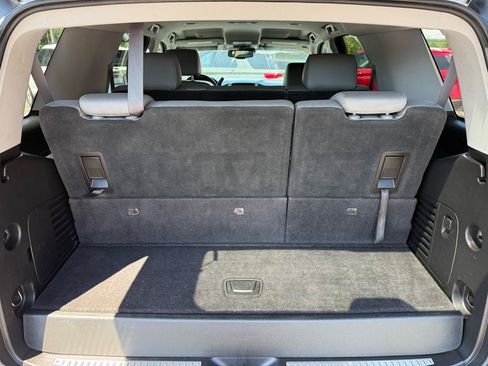 Used 2017 Chevrolet Tahoe LT RWD image 19