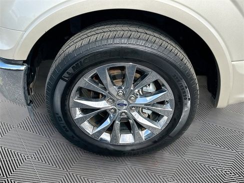 Used 2017 Ford F150 Lariat w/ Equipment Group 502A Luxury image 28