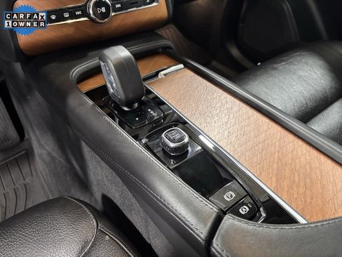 Certified 2023 Volvo XC90 B6 Plus w/ Protection Package Premier image 14