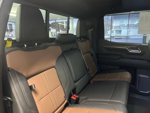 Used 2023 Chevrolet Silverado 1500 High Country w/ High Country Premium Package AWD/4WD image 47