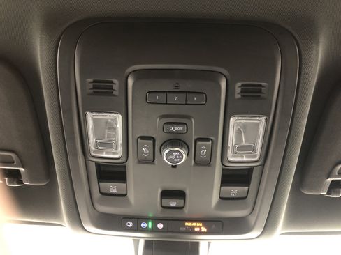 Used 2022 Chevrolet Tahoe RST w/ Sport Performance Package image 24