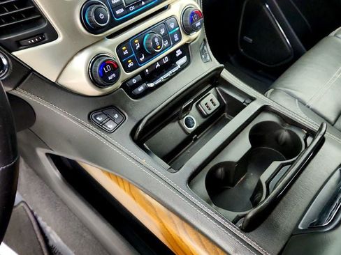 Used 2020 GMC Yukon Denali w/ Denali Ultimate Package AWD/4WD image 17