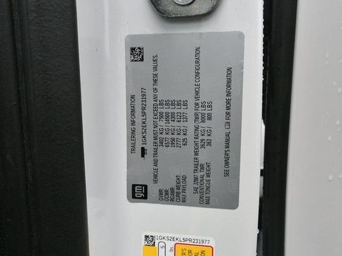 Used 2023 GMC Yukon Denali Ultimate image 16