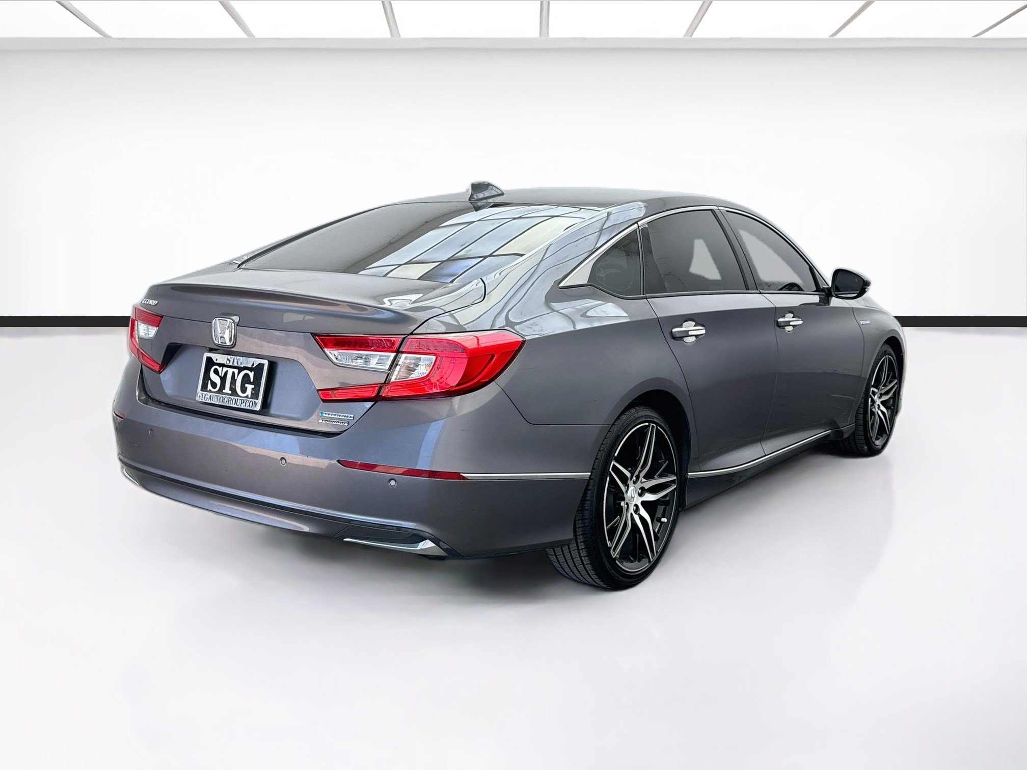 Used 2021 Honda Accord Touring image 4