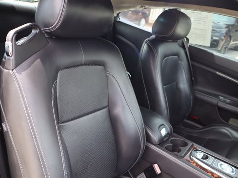 Used 2010 Jaguar XK Coupe RWD image 18