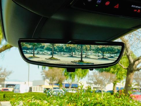 New 2025 Cadillac Escalade IQ Luxury 2 image 27