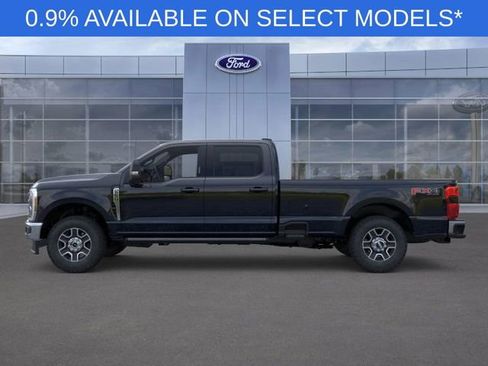 New 2026 Ford F250 Lariat w/ FX4 Off-Road Package image 3