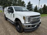Used 2019 Ford F350 4x4 Crew Cab Super Duty image 2