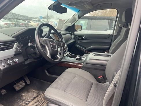 Used 2015 GMC Yukon XL SLE w/ Convenience Package image 6
