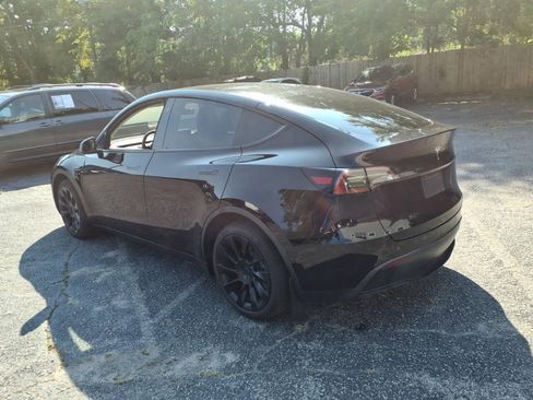 Used 2021 Tesla Model Y Long Range AWD/4WD image 5