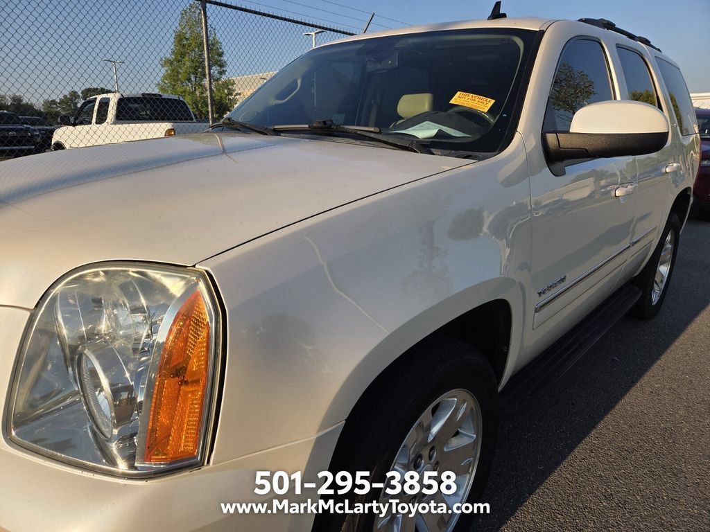 Used 2013 GMC Yukon SLT w/ SLT-2 Equipment Package RWD image 10