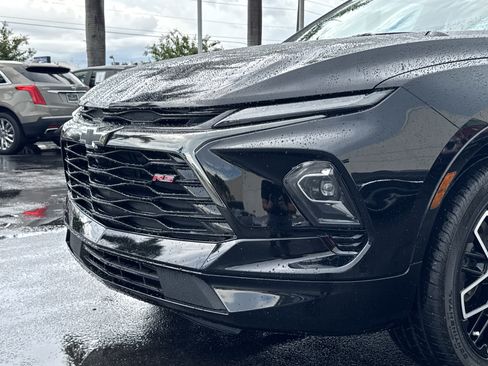 Used 2023 Chevrolet Blazer RS w/ Driver Confidence II Package FWD image 10