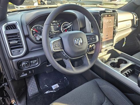 New 2026 RAM 1500 4x4 Crew Cab image 13