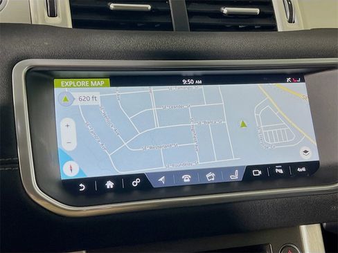 Used 2017 Land Rover Range Rover Evoque SE image 13