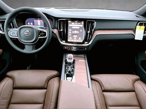New 2026 Volvo V60 B5 Cross Country Ultra w/ Protection Package Premier image 5