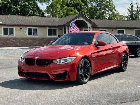 Used 2016 BMW M4 Convertible RWD image 3